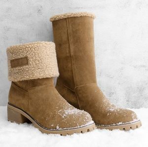 Camel Fold Over Boots Women 8.5 M